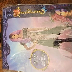Descendants 3 Audrey Costume 8-10 Med